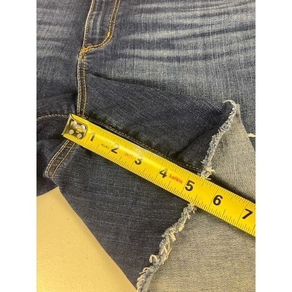 Ann Taylor LOFT High Rise Frayed Hem Denim Shorts Women's Size 32  14 Blue Wash - Picture 9 of 9